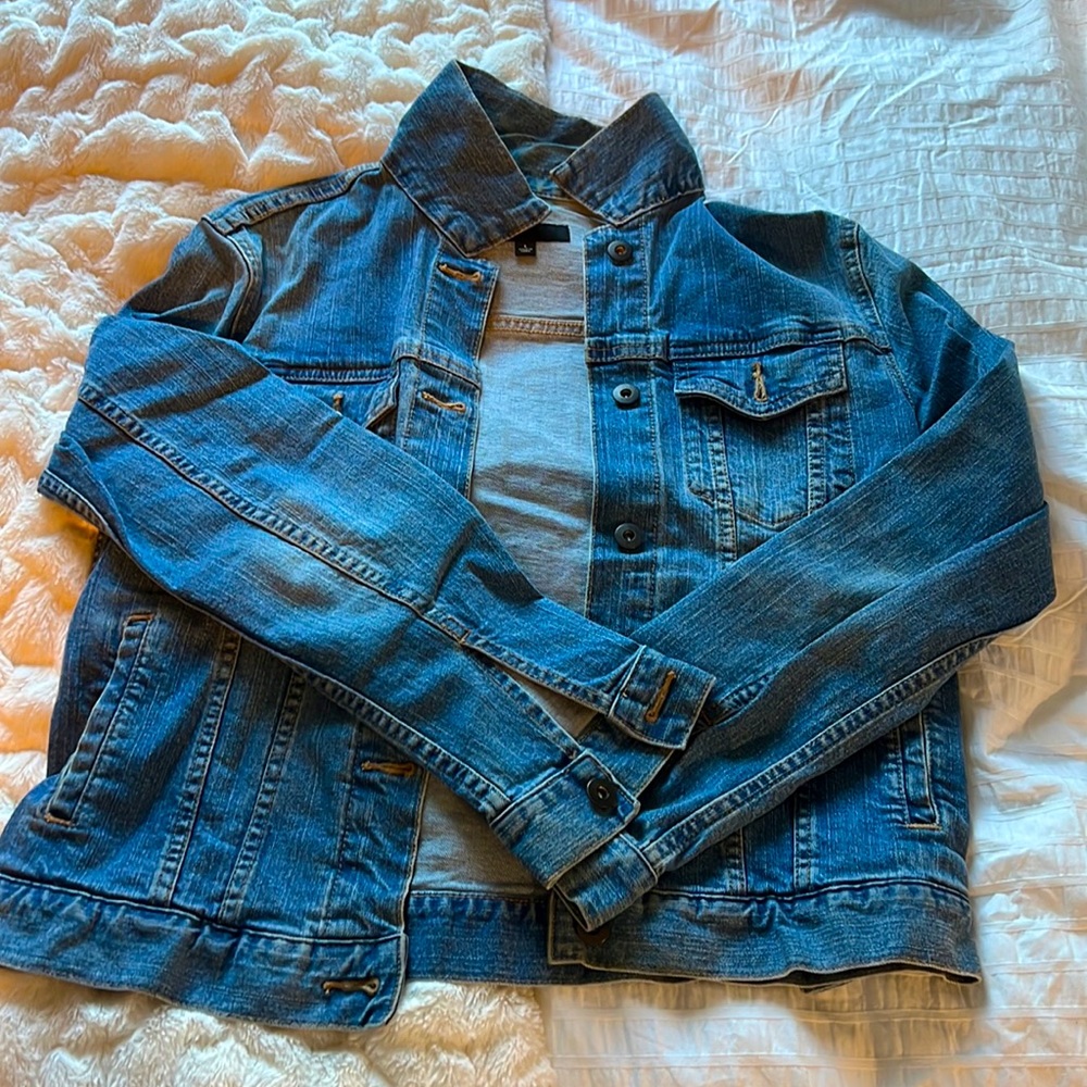 Uniqlo denim jacket women size L